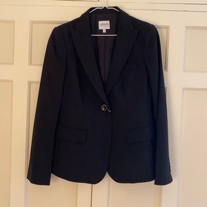 Beautiful NWT Armani Collezioni black wool blazer